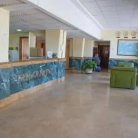 1 Bedroom Beachfront With Spectacular Sea Views! Apartment